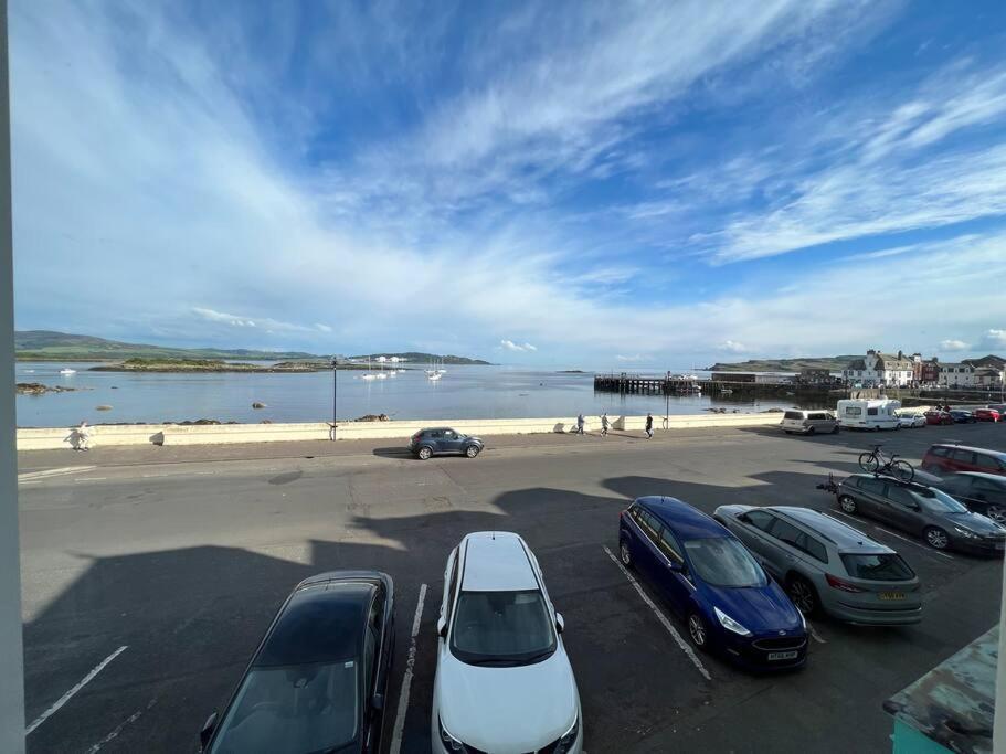 Fantastic 3 Bedroom Holiday Home Millport Exterior photo